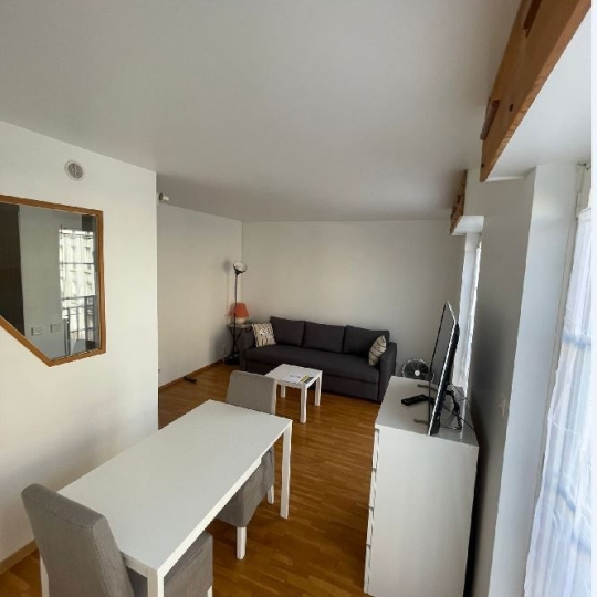  Annonces BONDY : Apartment | CHARENTON-LE-PONT (94220) | 27 m2 | 1 050 € 