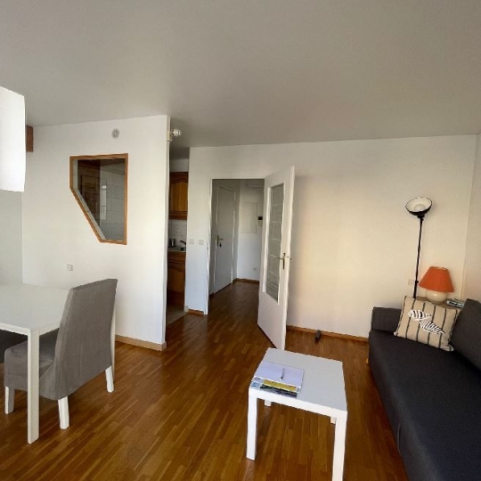 Annonces BONDY : Appartement | CHARENTON-LE-PONT (94220) | 27.00m2 | 1 050 € 