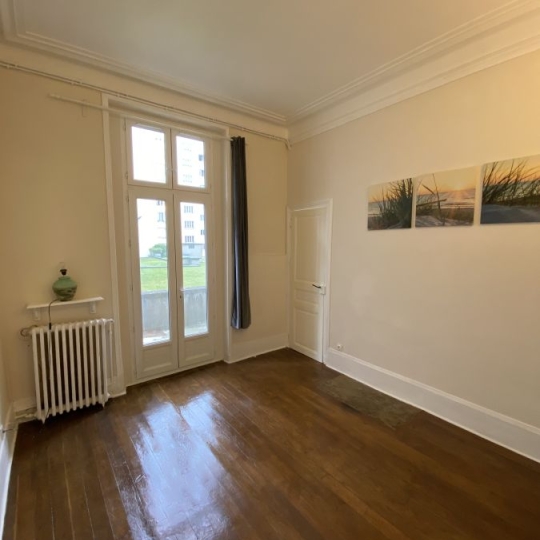  Annonces BONDY : Appartement | CHARENTON-LE-PONT (94220) | 30 m2 | 1 150 € 