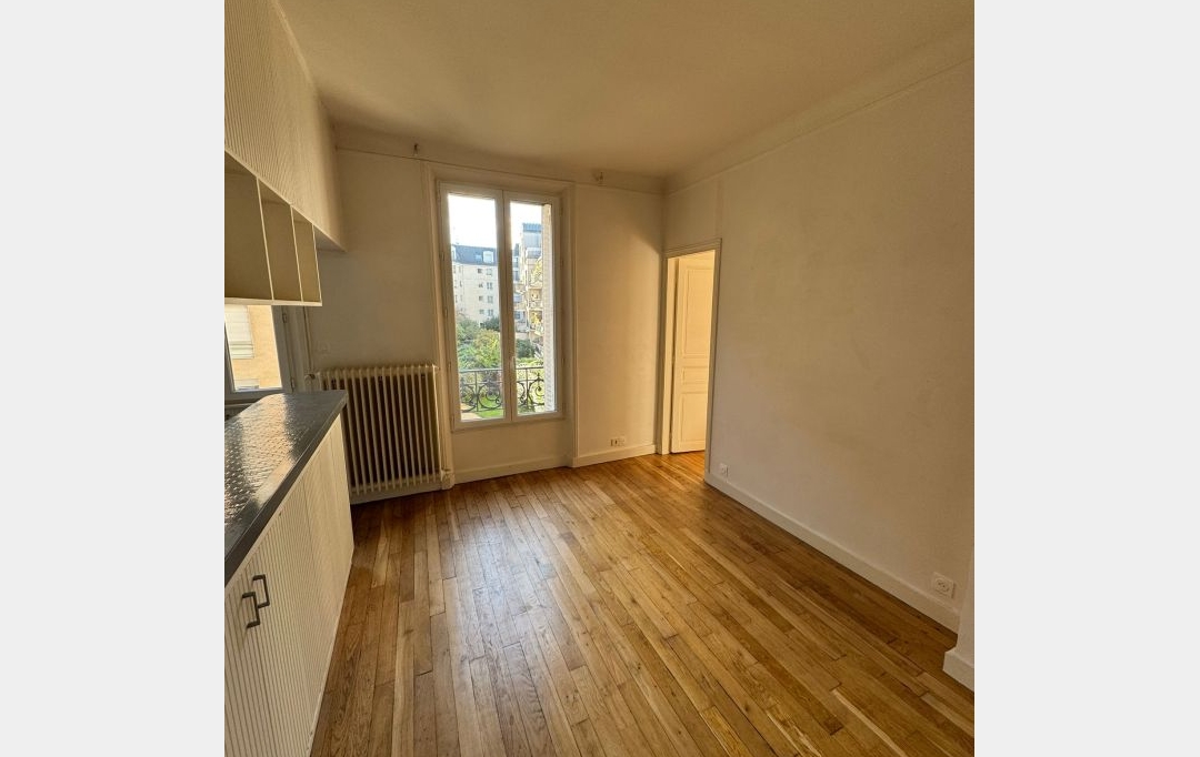 Annonces BONDY : Appartement | CHARENTON-LE-PONT (94220) | 41 m2 | 1 295 € 