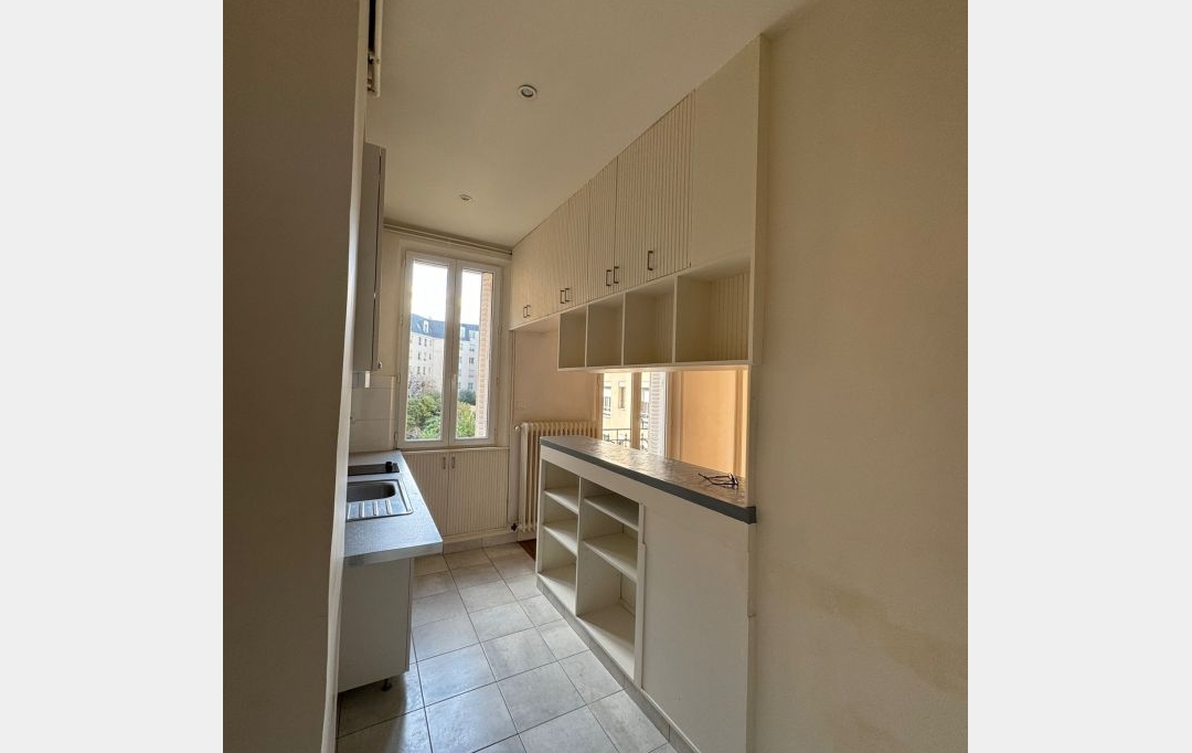 Annonces BONDY : Appartement | CHARENTON-LE-PONT (94220) | 41 m2 | 1 295 € 