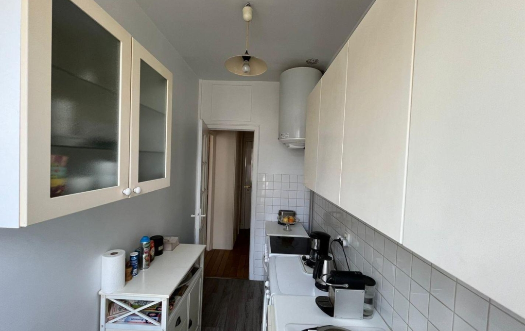 Annonces BONDY : Appartement | CHARENTON-LE-PONT (94220) | 50 m2 | 435 000 € 