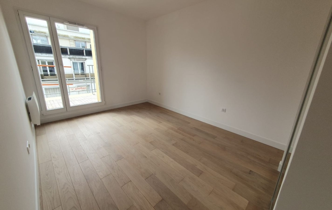 Annonces BONDY : Appartement | PARIS (75018) | 64 m2 | 1 225 000 € 